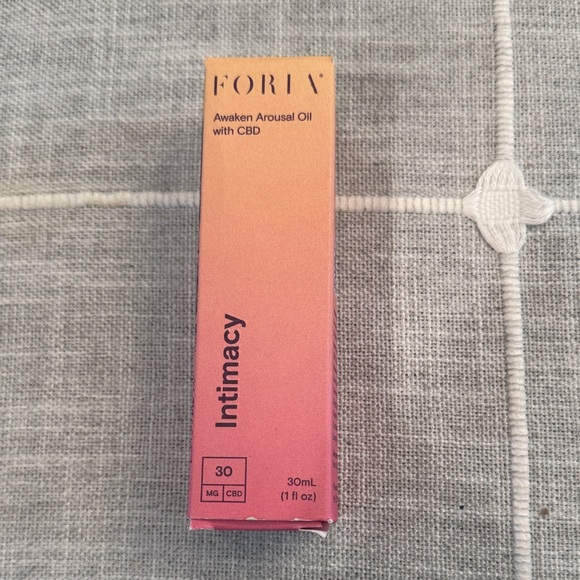 Foria Awaken Arousal Oil - Picture 4 of 8